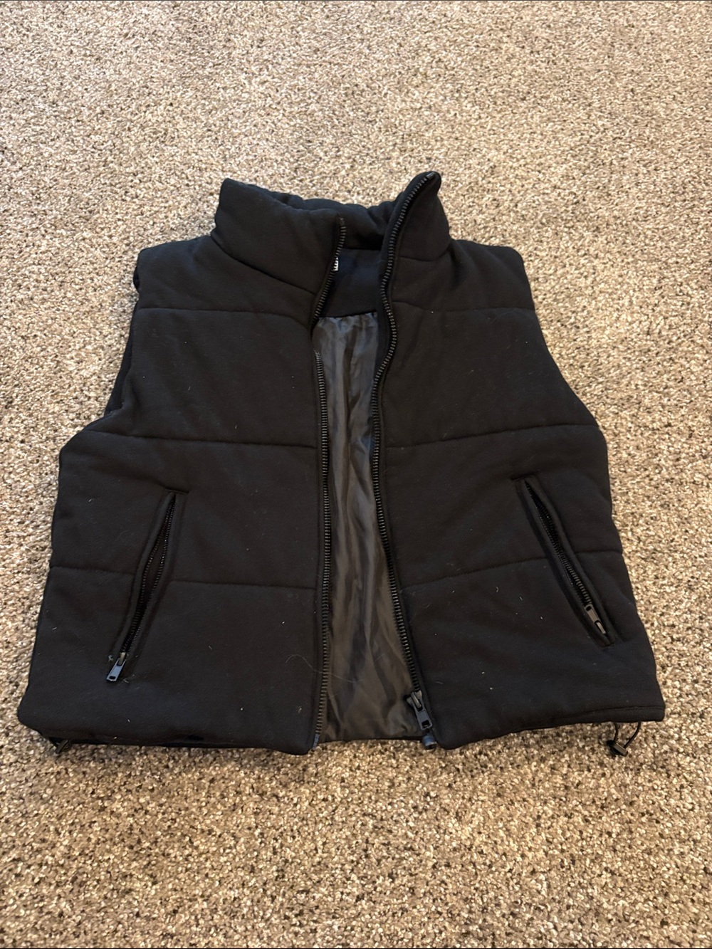 Women's Black Quilted Puffer Vest with Zip Pockets